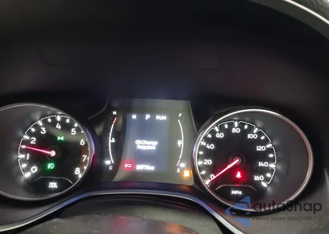 2018 Jeep Compass Latitude 4X4 z USA, uszkodzony, nr VIN 3C4NJDBBXJT202289